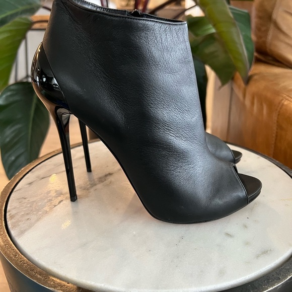 Alexander McQueen Black Booties - Picture 2 of 7